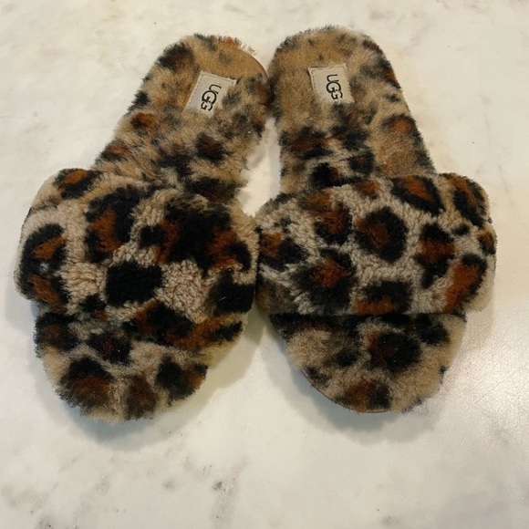 UGG Leopard Shearling Slippers size 8 - Picture 1 of 8